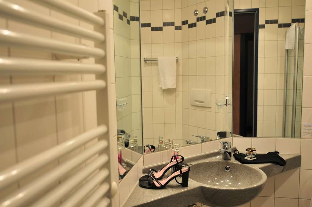 Akzent Hotel Stadt Schluechtern ***S Екстер'єр фото