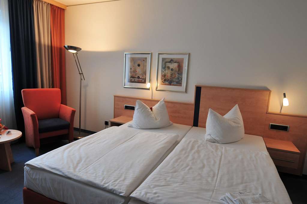 Akzent Hotel Stadt Schluechtern ***S Екстер'єр фото